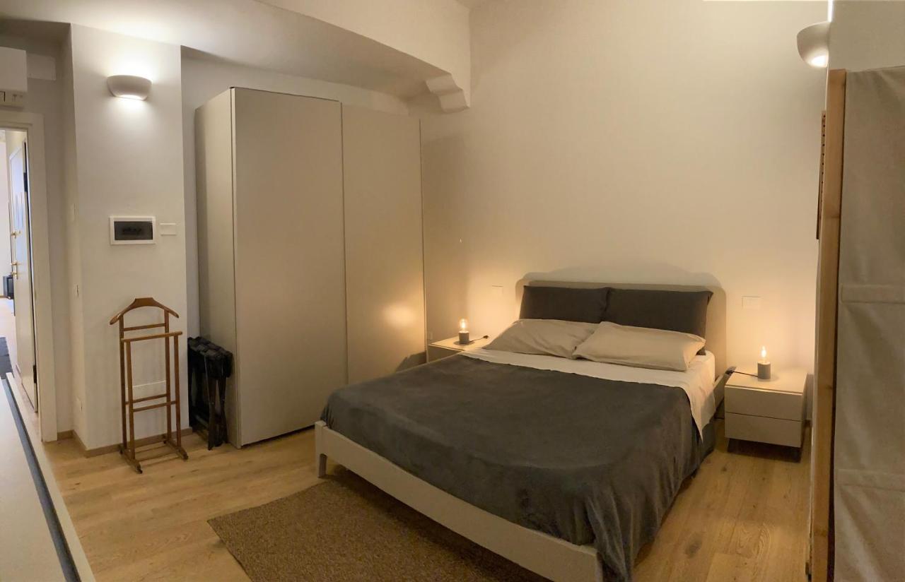 Apartamento Casa Roveglia Brescia Exterior foto